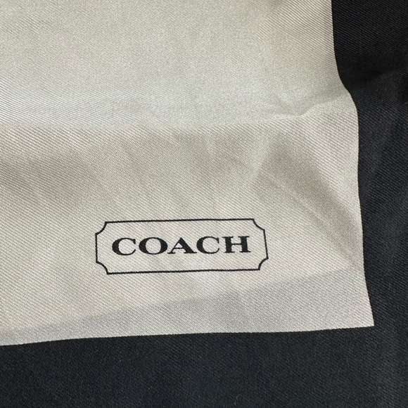 Neckerchief COACH Black White Square Print Silk Pocket Square Handkerchief - Picture 2 of 3